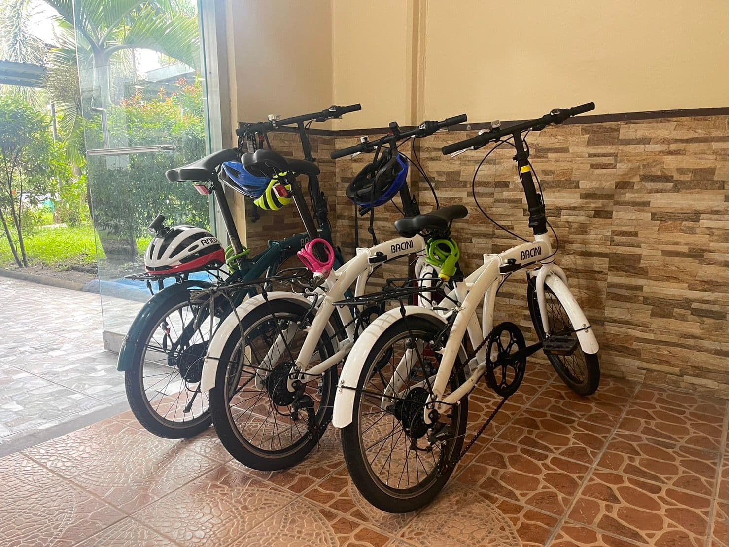 HELP Clark 預覽圖 2