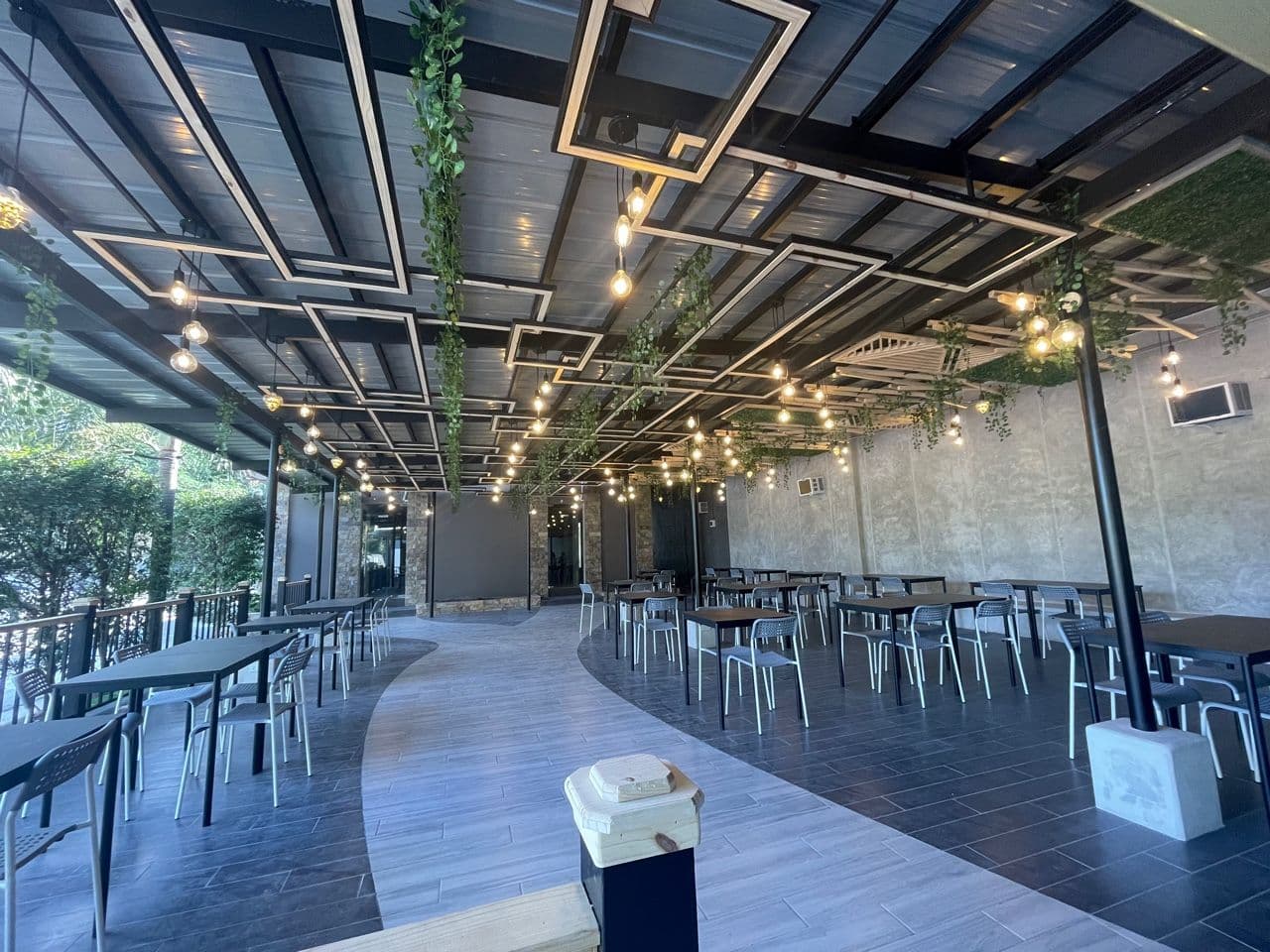 HELP Clark 預覽圖 3